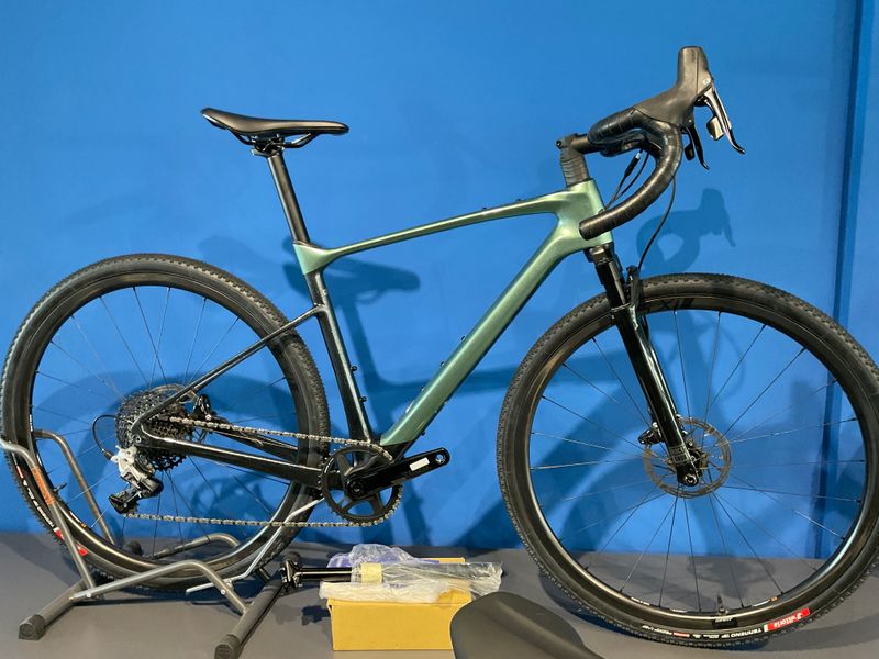 Used Giant Revolt X Advanced Pro 2 2023 2023 Road & Gravel