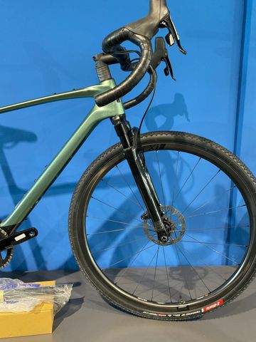 Brugt Giant Revolt X Advanced Pro 2 2023 2023 Road & Gravel — billede 3 af 5