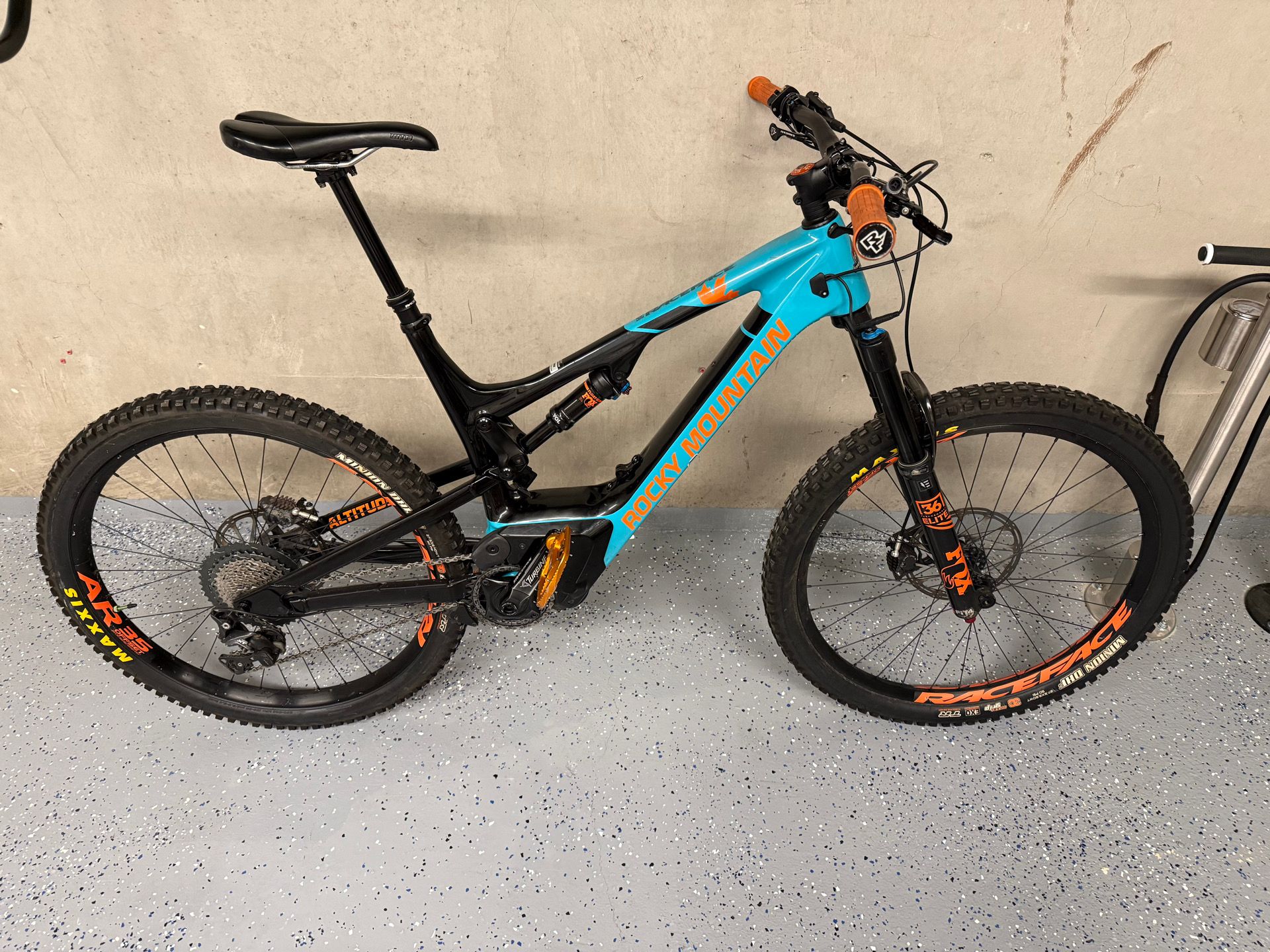 Mountain Bike Rocky Mountain Altitude Powerplay 70 Rocky