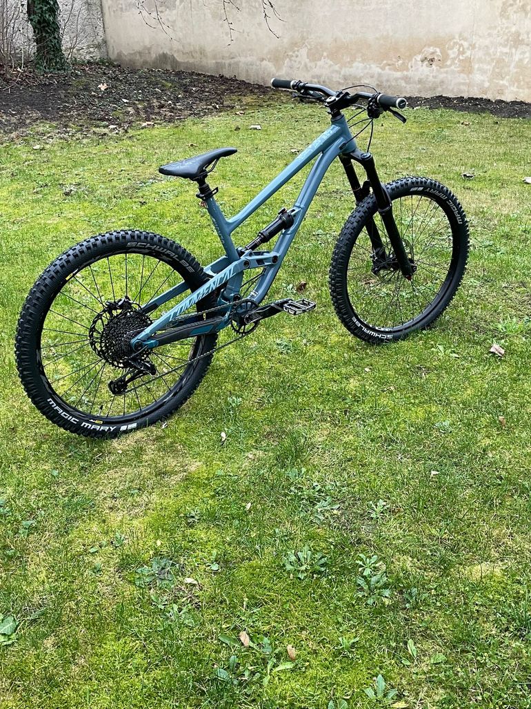 Cannondale Claymore Vtt Dh Cannondale Commençal Supreme DH