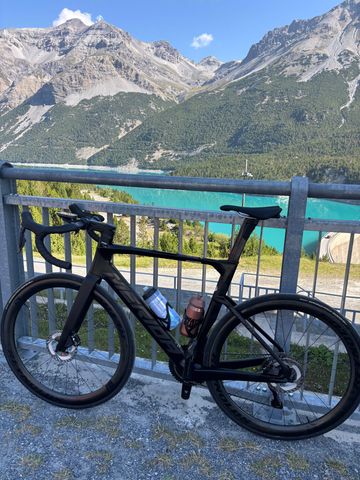 Used Merida REACTO 8000 2024 2024 Road & Gravel, Black — image 3 of 6