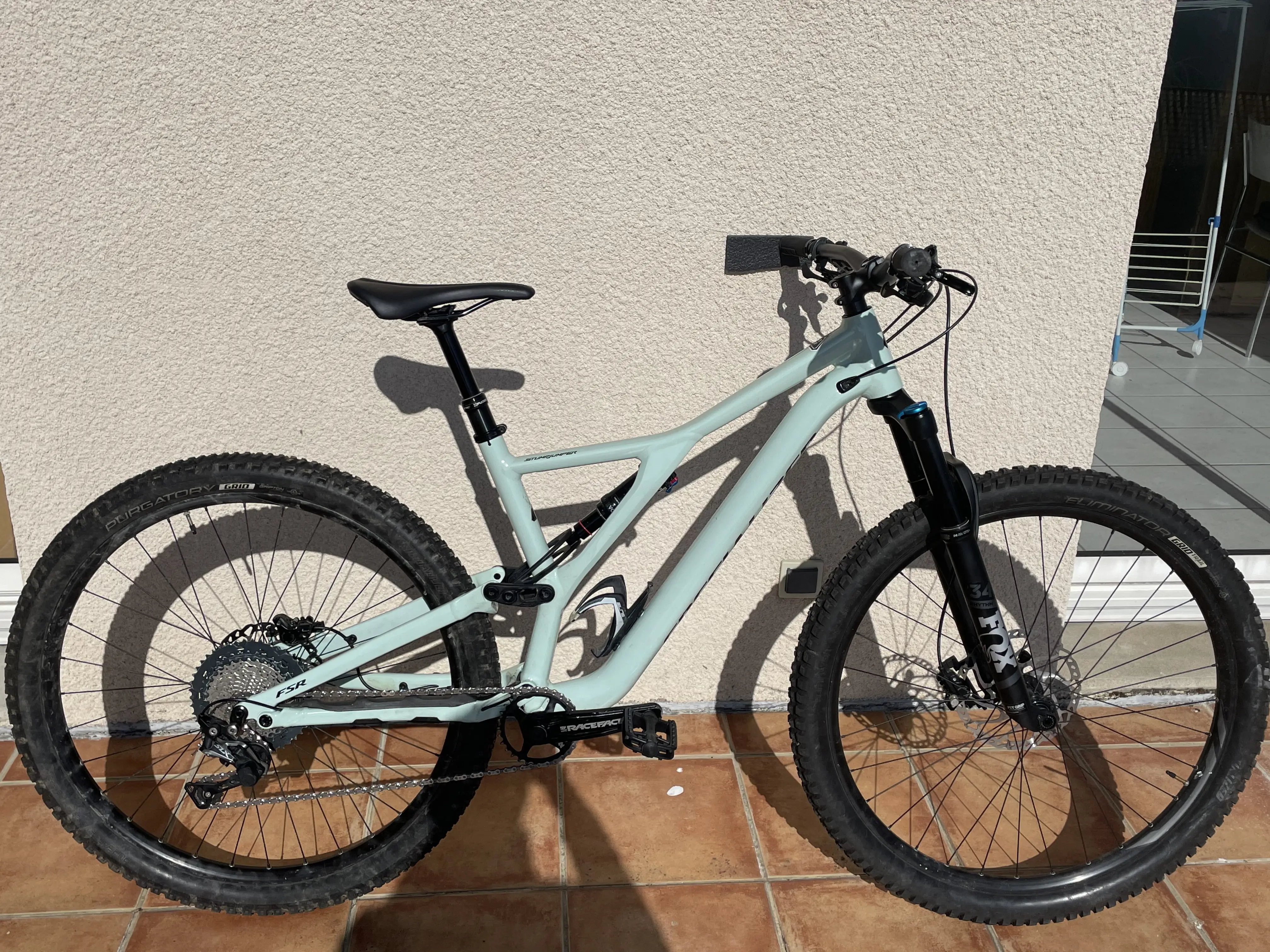 Stumpjumper st hot sale expert 29