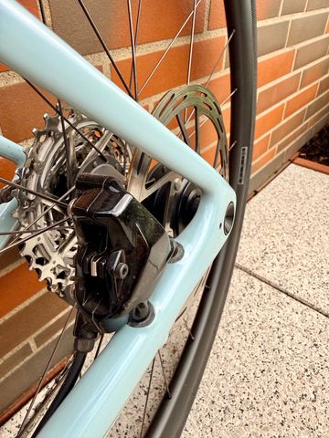 Used Specialized Robaaix Expert 2025 Road & Gravel, Blue — image 10 of 16
