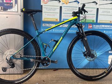 Tweedehands Merida BIG.NINE 3000 2022 2022 MTB