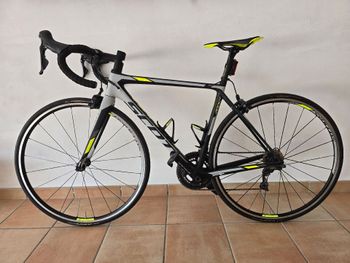 Scott Addict 10 2017 2017 Road & Gravel usato, Nero — immagine 6 di 13