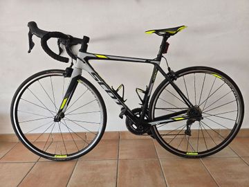 Used Scott Addict 10 2017 2017 Road & Gravel, Black — image 6 of 13