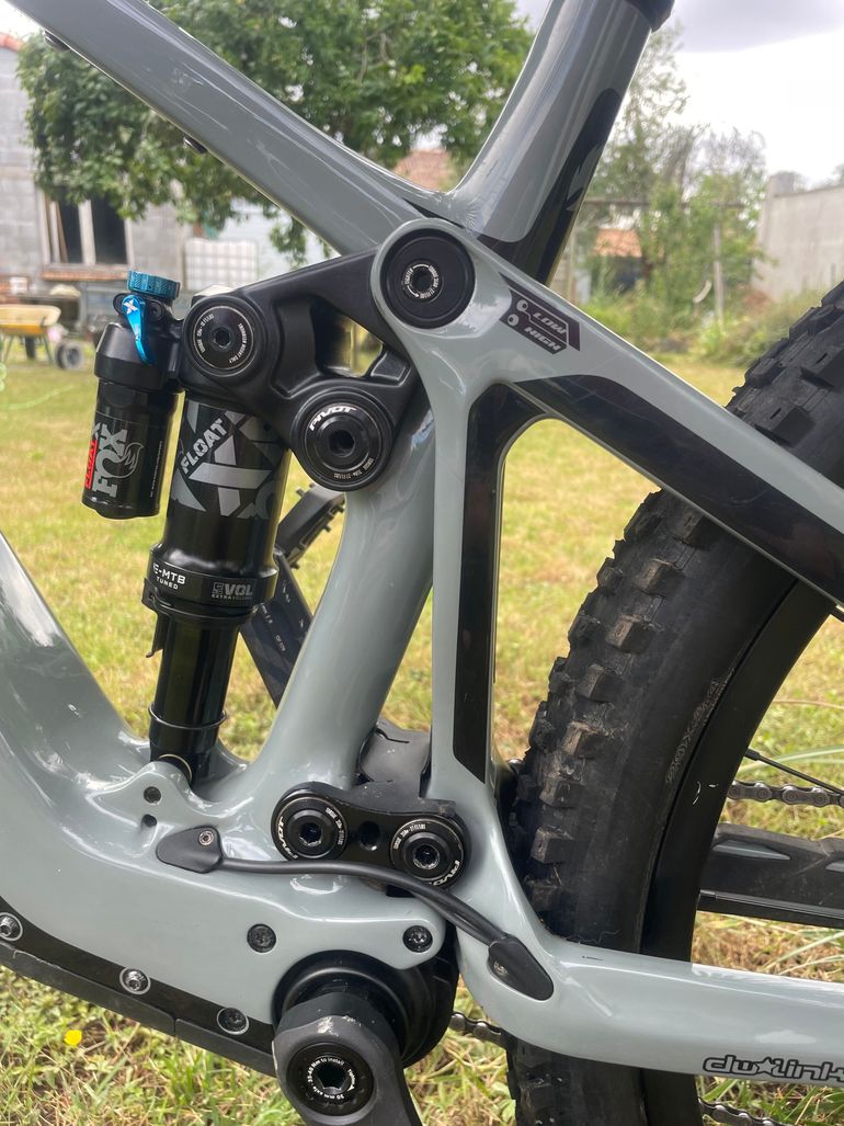 Used Pivot SHUTTLE SL Ride SLX/XT 2024 2024 Mountainbike, Light Gray, 29 — image 10 of 13
