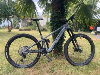 Used Pivot SHUTTLE SL Ride SLX/XT 2024 2024 Mountainbike, Light Gray, 29 — image 1 of 13