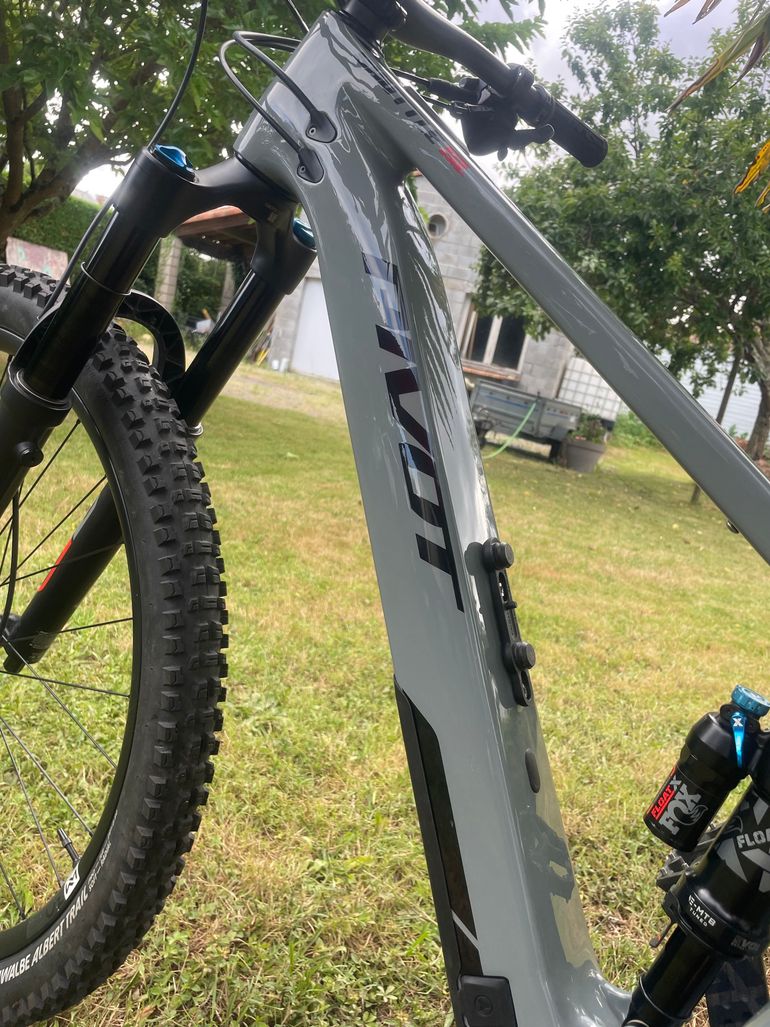Used Pivot SHUTTLE SL Ride SLX/XT 2024 2024 Mountainbike, Light Gray, 29 — image 11 of 13