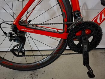 Used Wilier Cento 10 Air 2017 Road & Gravel, Red — image 3 of 3