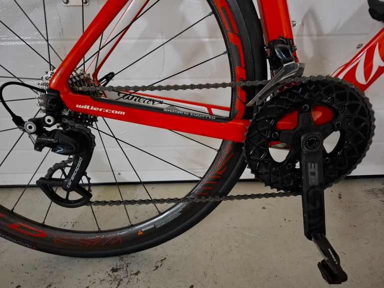 Used Wilier Cento 10 Air 2017 Road & Gravel, Red — image 3 of 3