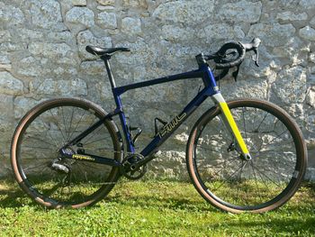 Used BMC Urs SRAM Rival 2023 Road & Gravel, Blue — image 1 of 4