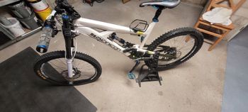 Used Bionicon Alva 160 2014 Mountainbike, White — image 1 of 7