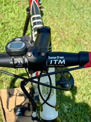 Used Bianchi Via Nironi Ali Carbon 2008 Road & Gravel — image 6 of 10