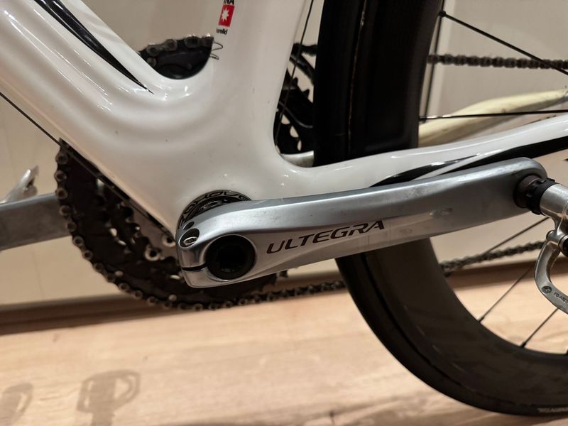 Used Pinarello Dogma 60.1 2015 Road & Gravel, White — image 14 of 16