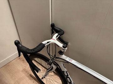 Used Pinarello Dogma 60.1 2015 Road & Gravel, White — image 11 of 16