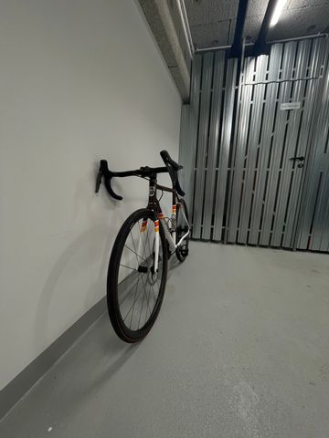 Used Standert Triebwerk Shimano Ultegra Di2 (12 Speed) 2024 Road & Gravel, White — image 4 of 8