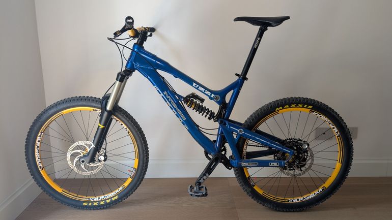 Used Intense Uzzi 2013 Mountainbike, Blue — image 2 of 16