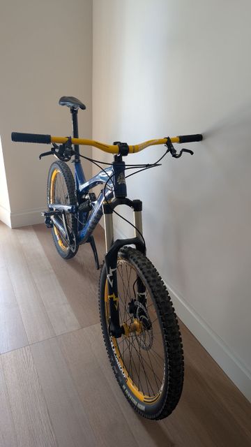 Used Intense Uzzi 2013 Mountainbike, Blue — image 6 of 16