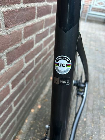 Used Giant Defy Shimano Ultegra Di2 (12 Speed) 2022 Road & Gravel, Black — image 7 of 7