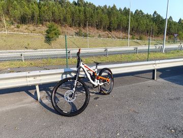 Brugt Saracen Myst Team 29 2020 2020 Mountainbike — billede 6 af 7