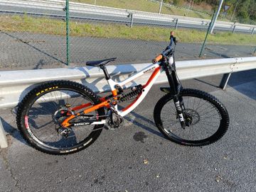 Brugt Saracen Myst Team 29 2020 2020 Mountainbike — billede 1 af 7