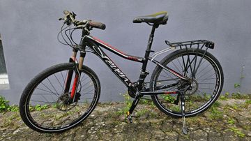 Stevens Mira 2017 Mountainbike usato, Nero — immagine 1 di 13