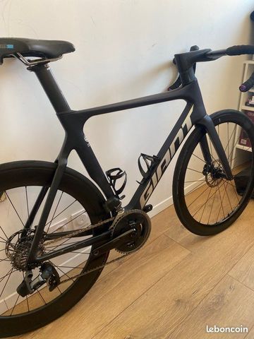 Used Giant Propel Advanced Pro Disc 1 2022 2022 Road & Gravel, Black — image 6 of 8