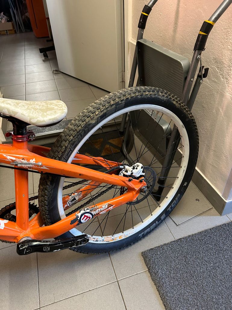Used Scott Voltage YZ 0.2 2017 2017 Mountainbike, Orange, 26 — image 3 of 3