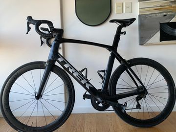 Gebrauchtes Trek Madone SL 6 2019 2019 Road & Gravel, Schwarz — Bild 1 von 4