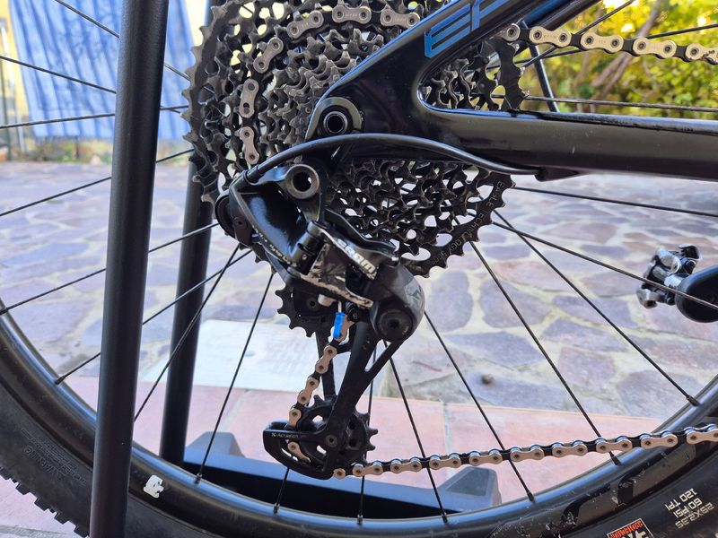 Specialized Epic Expert 2017 Mountainbike d'occasion — image 3 sur 11