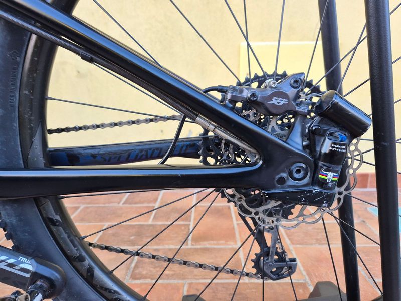 Specialized Epic Expert 2017 Mountainbike d'occasion — image 11 sur 11