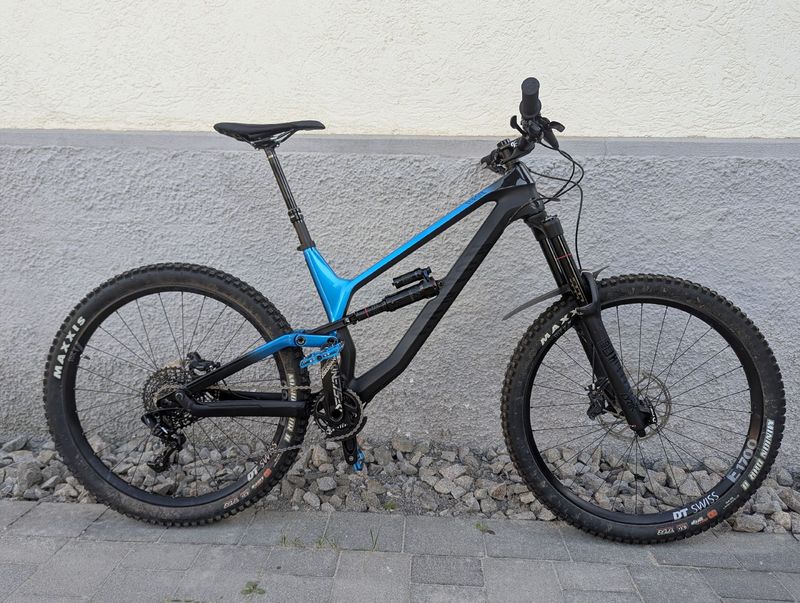 Used Canyon Torque CF 8.0 2018 2018 Mountainbike, Black, 27.5 (650B) — image 1 of 10