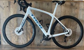 今だけSALE中！ TREK DOMANE SL6 2018 2018 Trek Domane SL6 Ultegra | Brooklyn Carbon Bike Co.