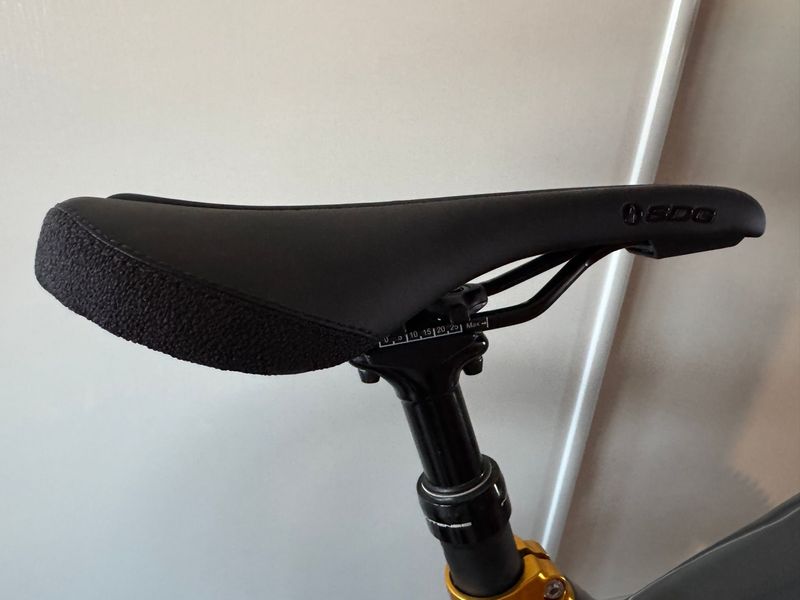 Intense TAZER S 2023 2023 Mountainbike de segunda mano, Gris claro — imagen 64 de 73