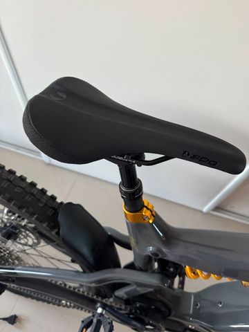 Intense TAZER S 2023 2023 Mountainbike de segunda mano, Gris claro — imagen 27 de 73