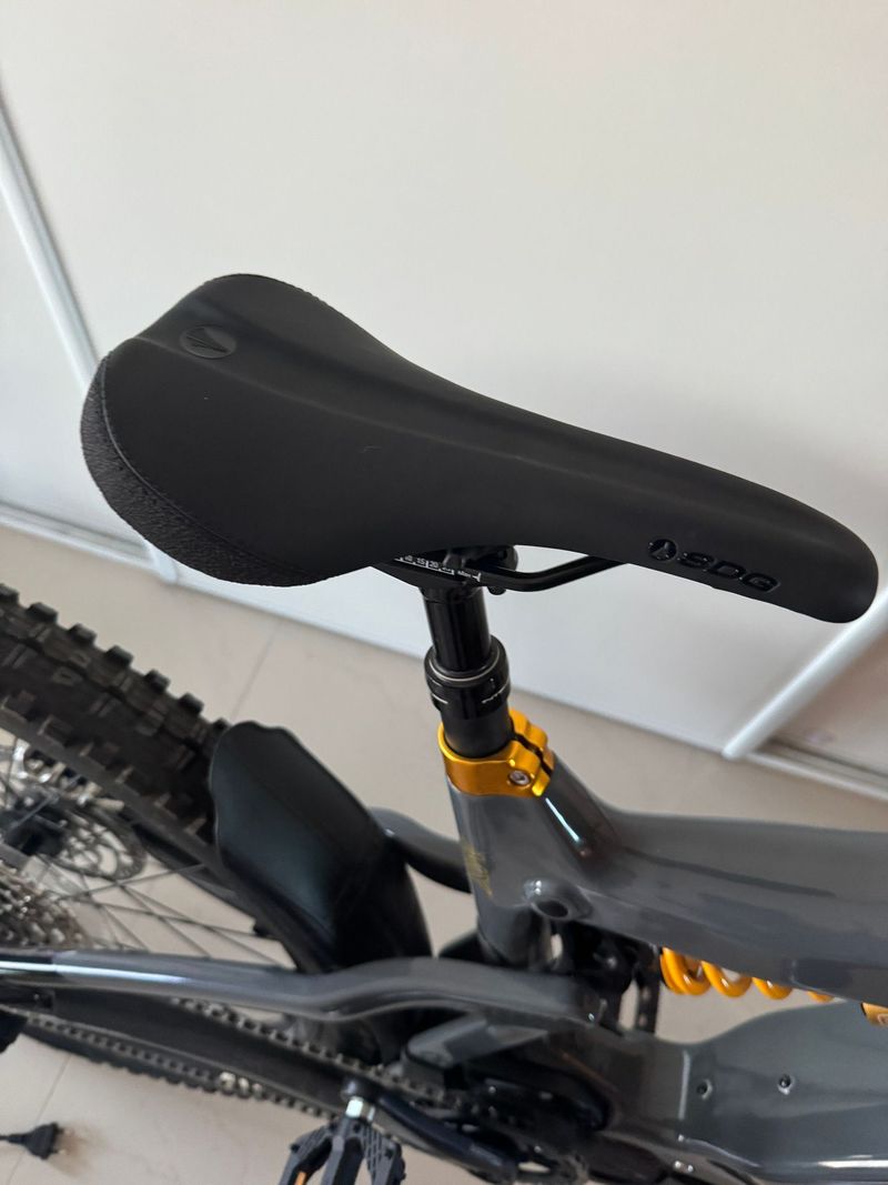 Intense TAZER S 2023 2023 Mountainbike de segunda mano, Gris claro — imagen 27 de 73