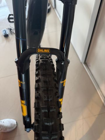 Intense TAZER S 2023 2023 Mountainbike de segunda mano, Gris claro — imagen 18 de 73