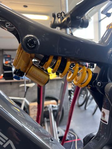 Intense TAZER S 2023 2023 Mountainbike de segunda mano, Gris claro — imagen 2 de 73