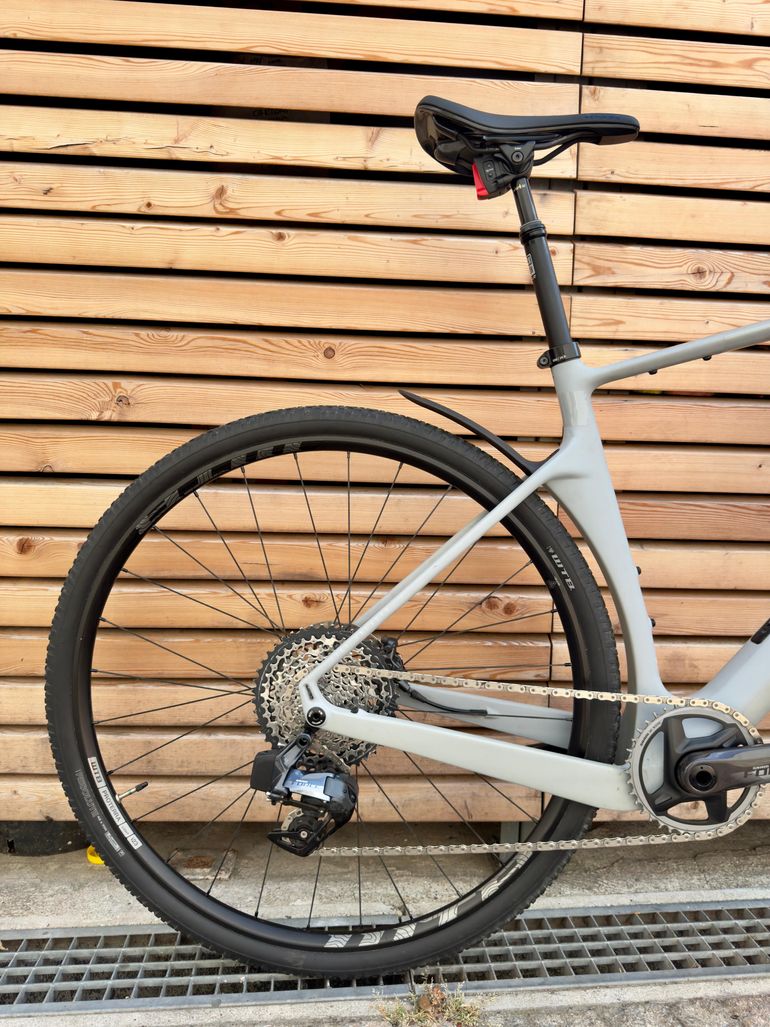Used YT Industries Szepter CORE 4 700c 2024 2024 Road & Gravel, Light Gray — image 2 of 12