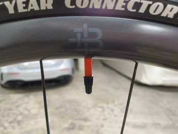 Used Factor Factor LS 2022 2022 Road & Gravel, Black — image 9 of 35