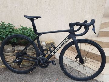 Tweedehands Trek Sl6 Sram 2025 Road & Gravel — afbeelding 1 van 4