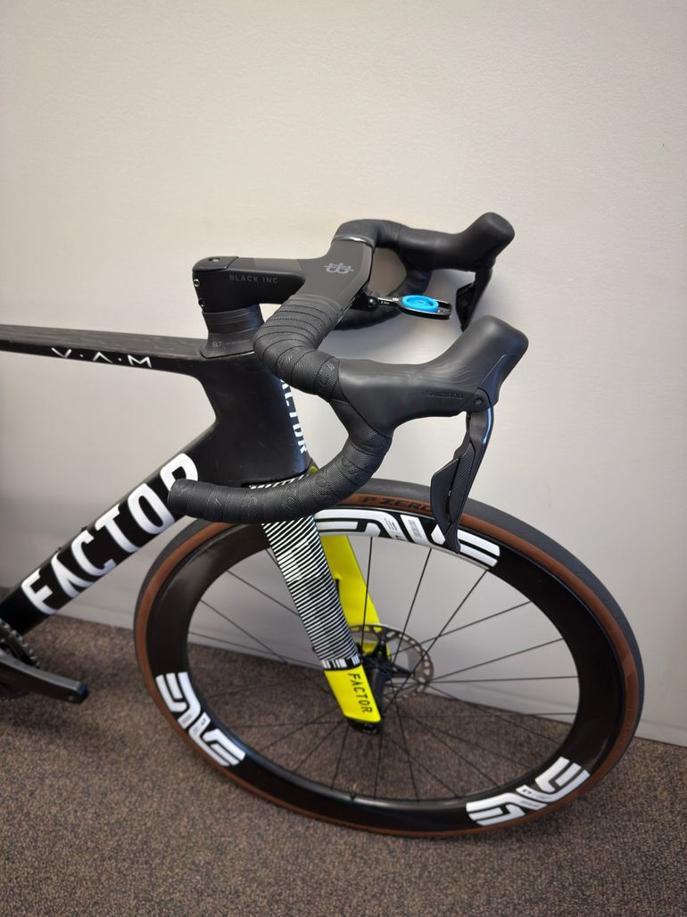 Used Factor Factor Ostro VAM 2025 Ultegra Di2 12s ENVE SES 4.5 Geometric 2025 Road & Gravel, Black — image 5 of 16