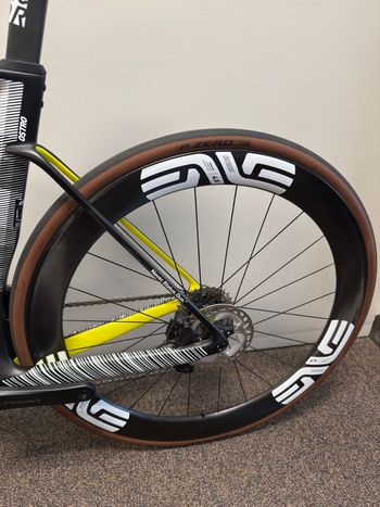Used Factor Factor Ostro VAM 2025 Ultegra Di2 12s ENVE SES 4.5 Geometric 2025 Road & Gravel, Black — image 11 of 16