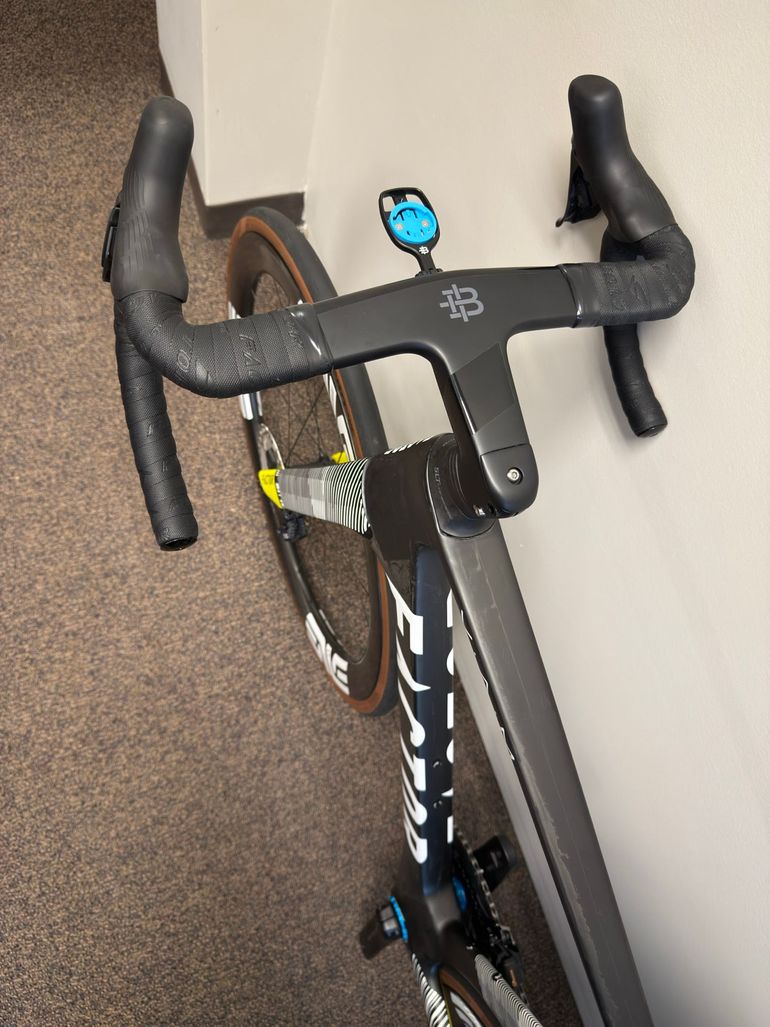 Used Factor Factor Ostro VAM 2025 Ultegra Di2 12s ENVE SES 4.5 Geometric 2025 Road & Gravel, Black — image 10 of 16