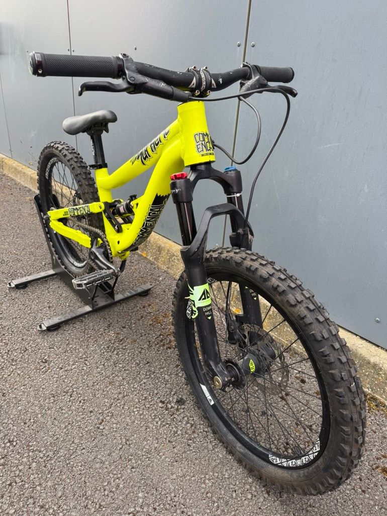 Commencal DH Supreme 20 2017