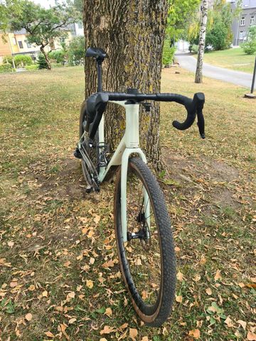 Gebrauchtes CUBE Nuroad SRAM Force eTap AXS 2025 Road & Gravel, Hellgrau — Bild 4 von 7