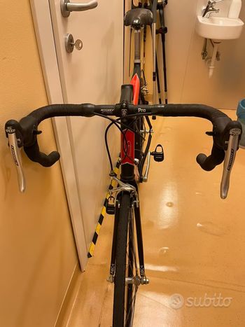 Used Focus Speed 2017 Road & Gravel, Rosso — image 2 of 6