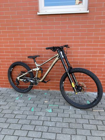 Gebrauchtes Scott Gambler 920 2021 2021 Mountainbike, Hellgrau, 29 — Bild 1 von 8