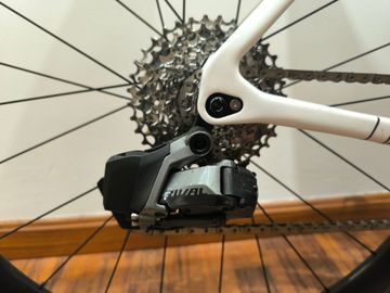 Tweedehands Ridley Noah SRAM Rival eTap AXS 2025 Road & Gravel — afbeelding 4 van 8